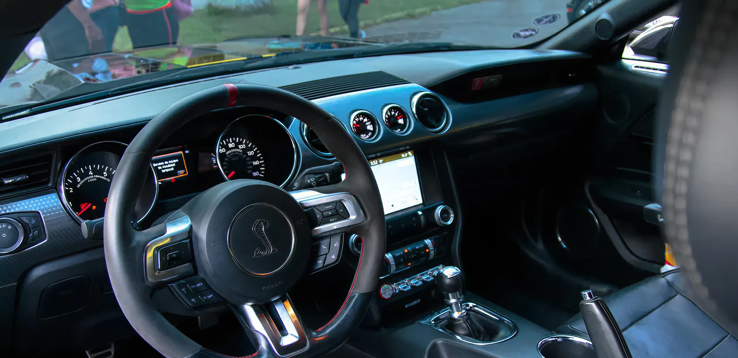 2025-Shelby-GT350-Dashboard-LHD