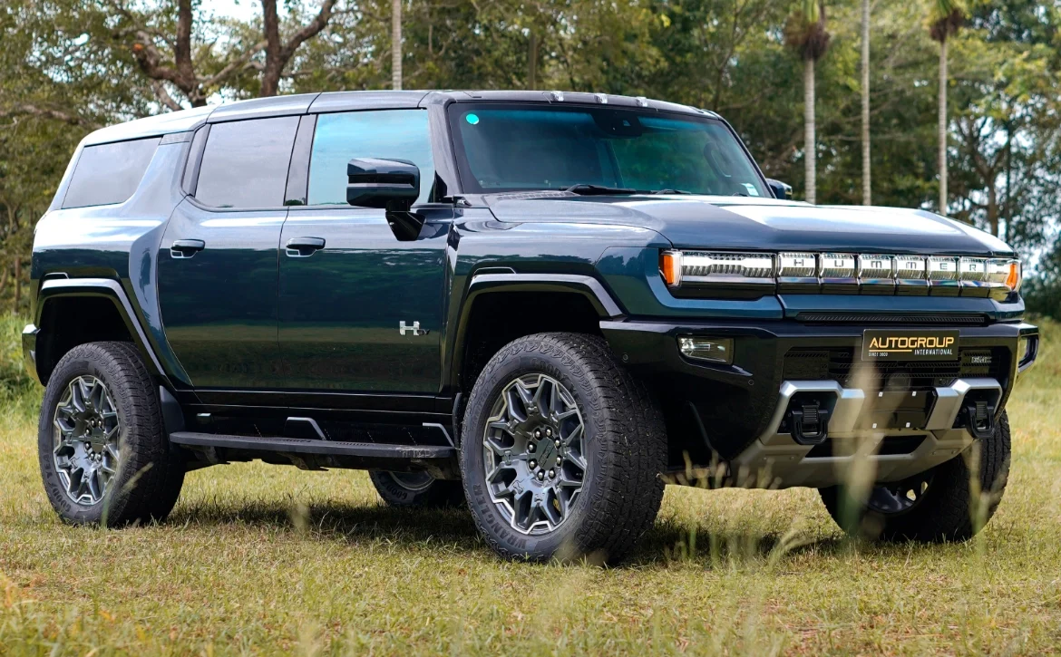 2025 GMC Hummer EV 3X Graphite Blue Metallic Front Quarter Panel Left