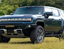 2025 GMC Hummer EV 3X Graphite Blue Metallic Front Quarter Panel right