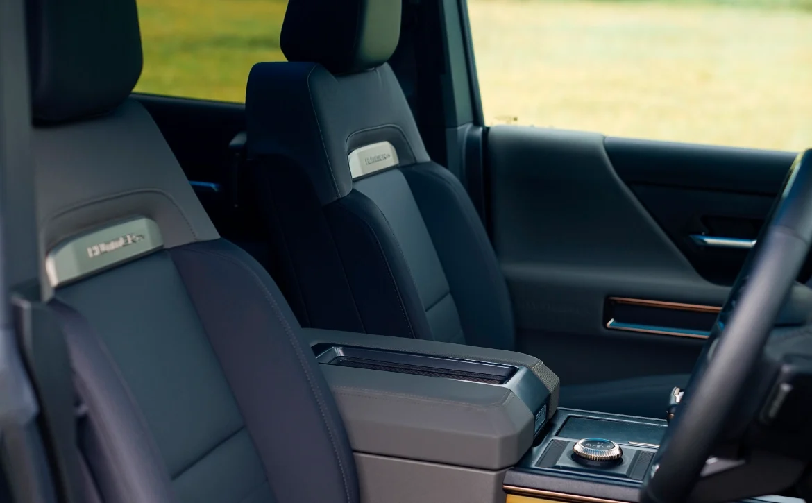 2025 GMC Hummer EV 3X Graphite Blue Metallic Front Seats
