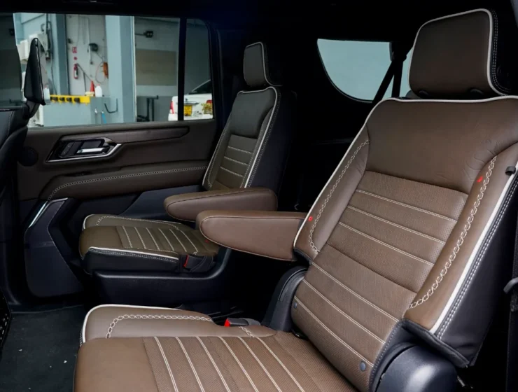 2025 GMC Yukon Denali Ultimate Rear seating Right