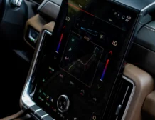 2025 GMC Yukon Denali Ultimate infortainment