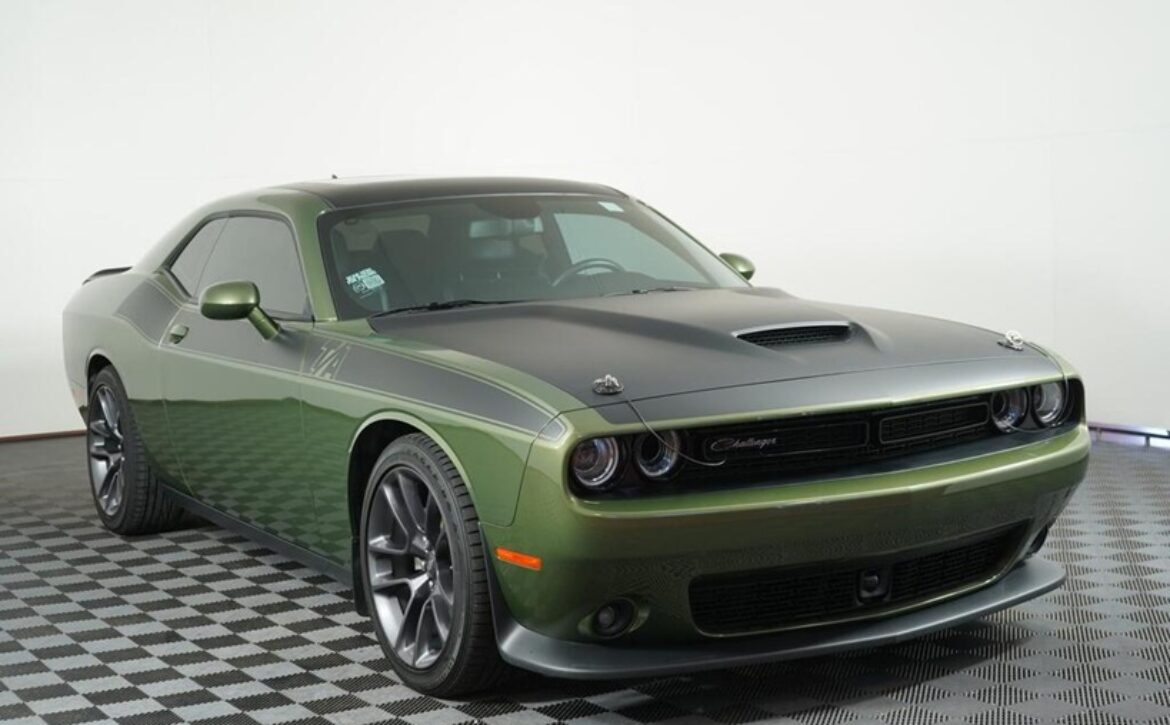 2023 Dodge Challenger R/T Muscle Car from Autogroup International