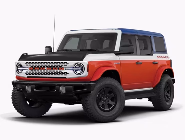 right-hand drive 2025 Ford Bronco Stroppe Edition in Oxford White, powered by a 2.7L twin-turbo EcoBoost V6 from Autogroup International - front qtr view, Ready for Australia