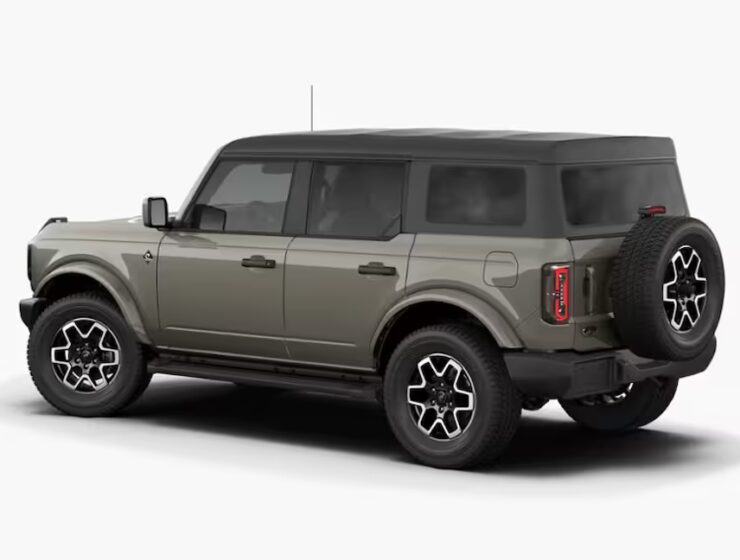 2025 Ford Bronco Outer banks in right hand drive by Autogroup international side view